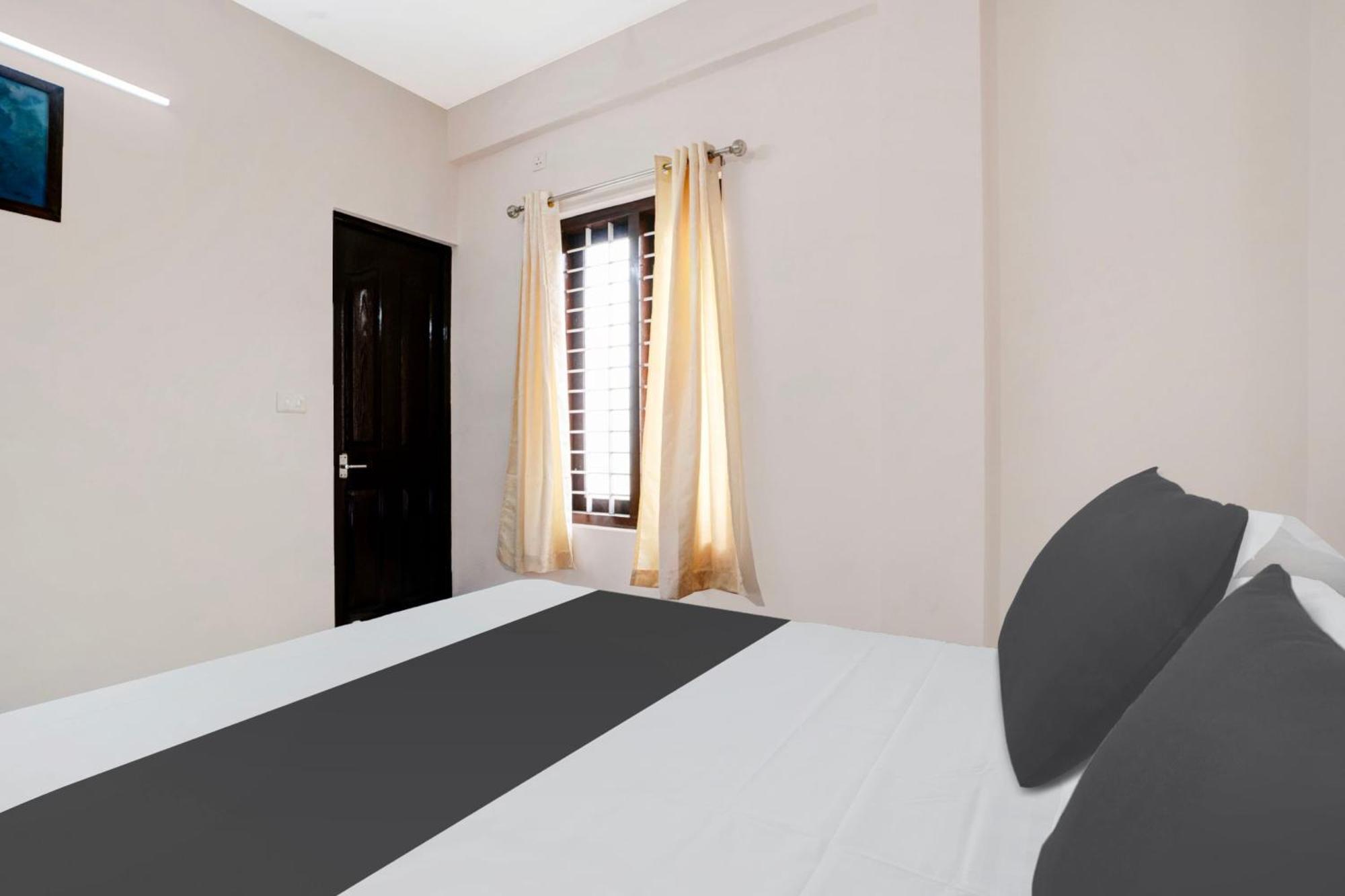 Hotel O Grand Residency Ambalapulai Εξωτερικό φωτογραφία